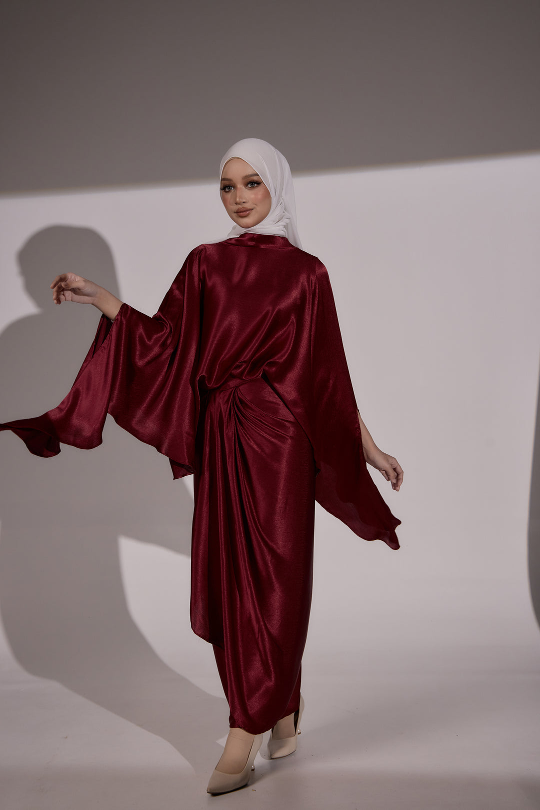 Emily Two-Way Set in Maroon