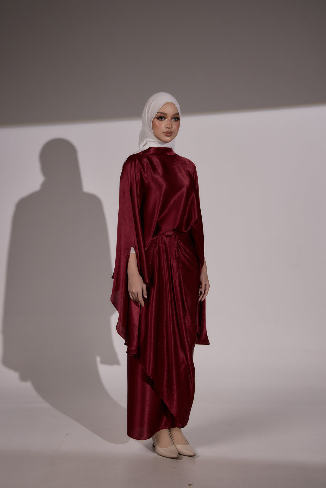 Emily Two-Way Set in Maroon