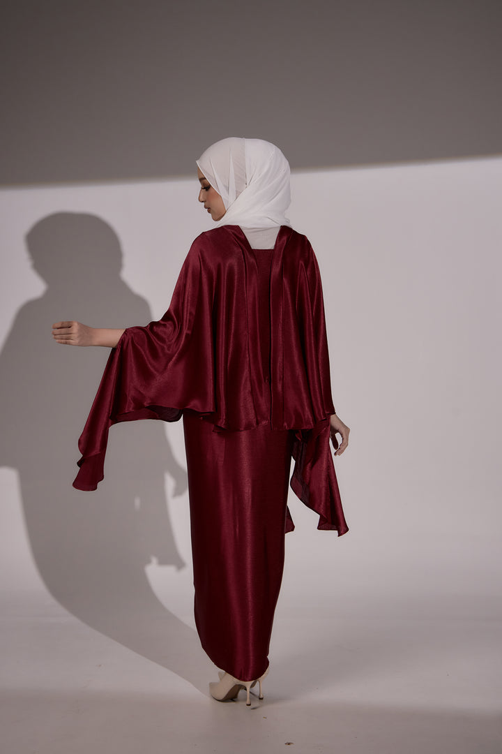 Emily Two-Way Set in Maroon
