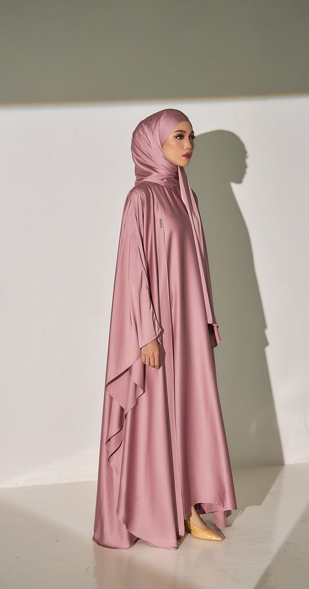 Sierra Abaya in Lilac Blush