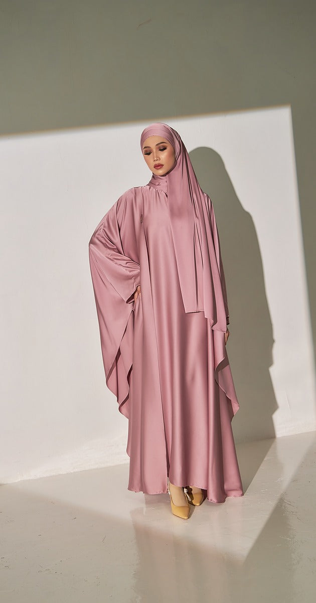 Sierra Abaya in Lilac Blush
